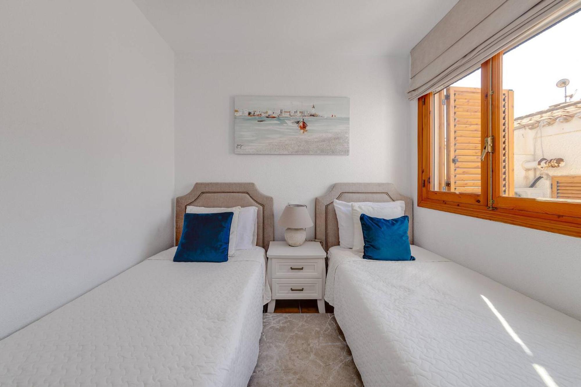 Cb Living - 2 Bedroom Beach Condo, Playa Flamenca オリウエラ エクステリア 写真