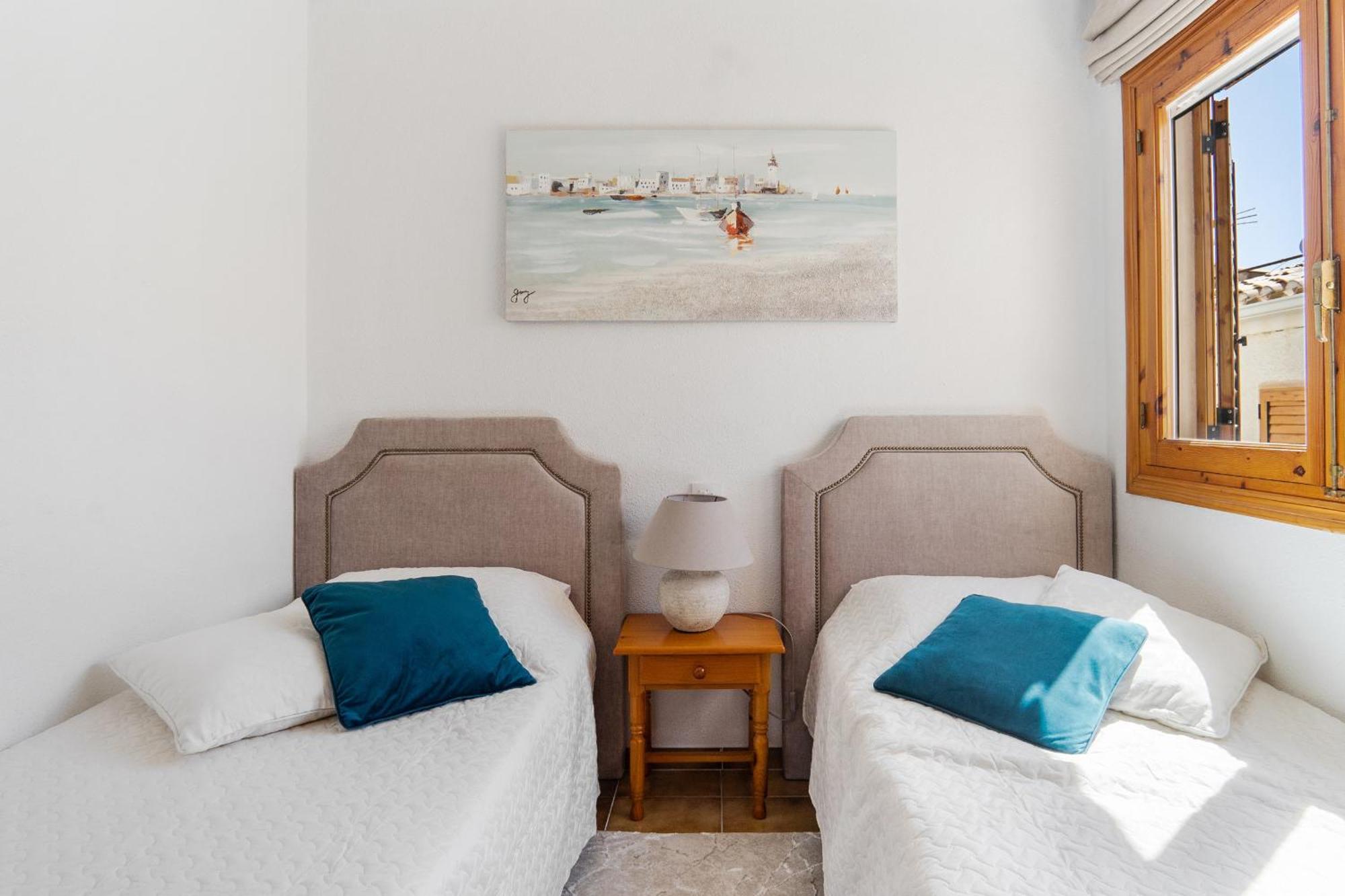 Cb Living - 2 Bedroom Beach Condo, Playa Flamenca オリウエラ エクステリア 写真